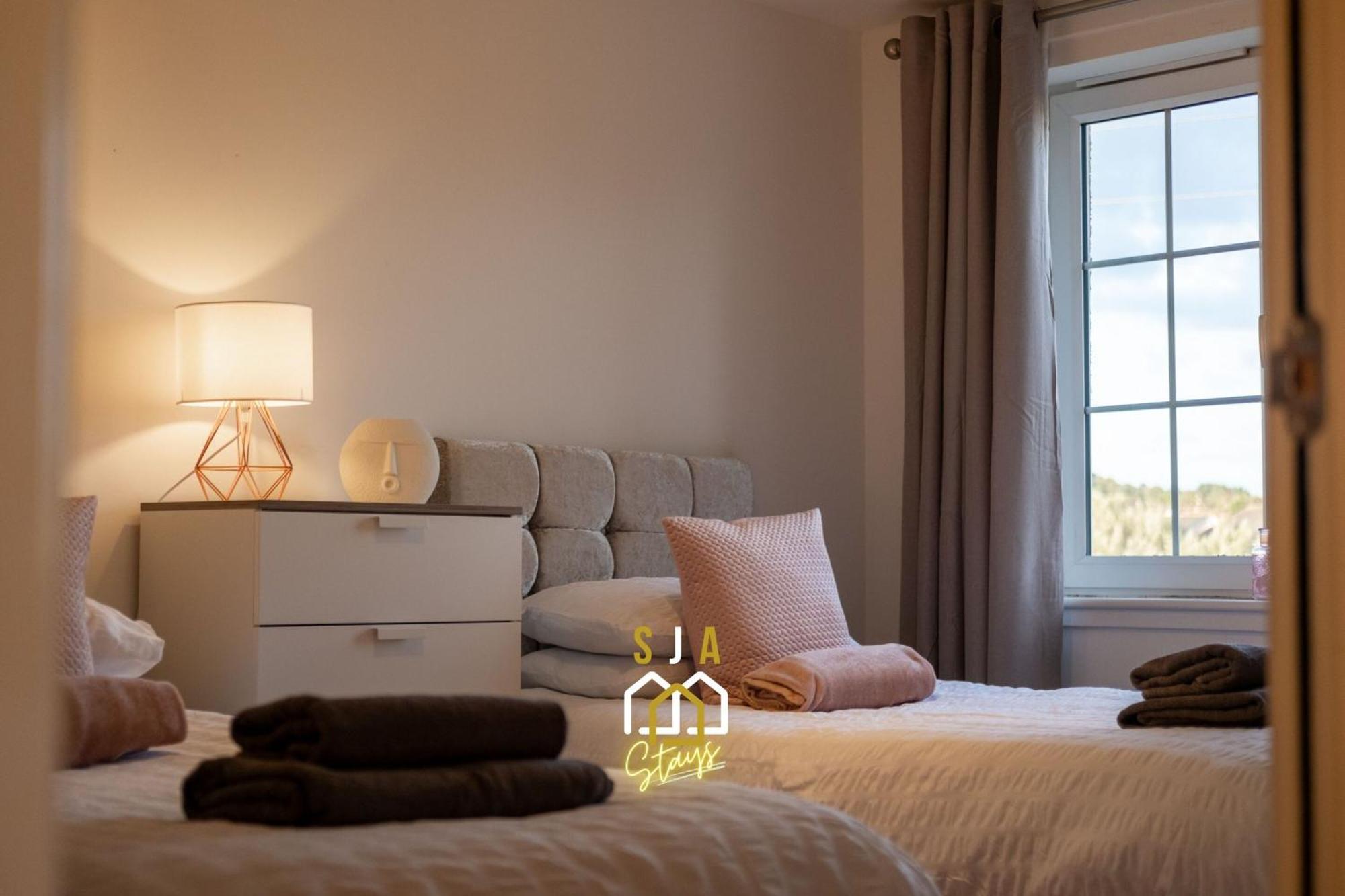 Apartment Mackie - Sja - 3 Bed With Parking Westhill