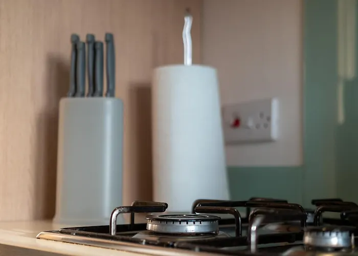 Mackie Residence - Sja Stays - 3 Bed Apartment With Parking